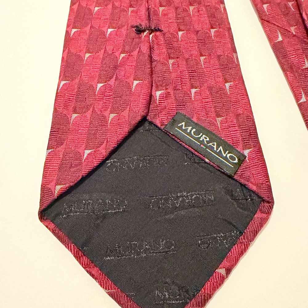Murano Red Geometric Pattern Necktie - Picture 3 of 4